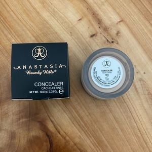 Anastasia Beverly Hills Concealer 0.5